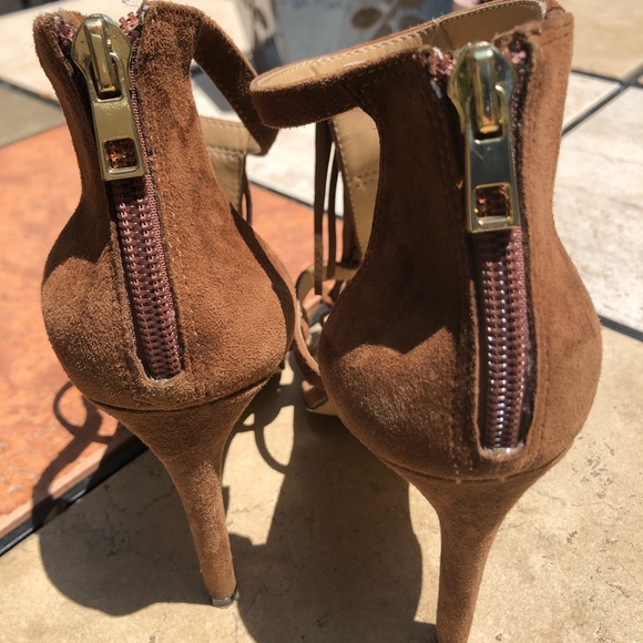 Ann Taylor Brown Suede Size 7 1/2” Fringe Heels - Picture 4 of 6